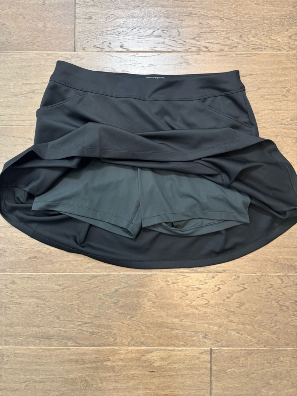 Adidas Women's Black Athletic Golf Tennis Skort Skirt with Ruffles - Picture 9 of 9